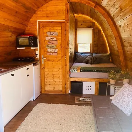 Gallas Pod House 홀리데이파크 부젤라