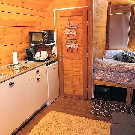 Gallas Pod House 홀리데이파크 *